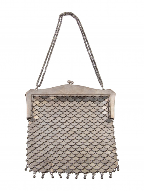 Bolso Art-Decó en plata punzonado. Con malla de plaquitas a