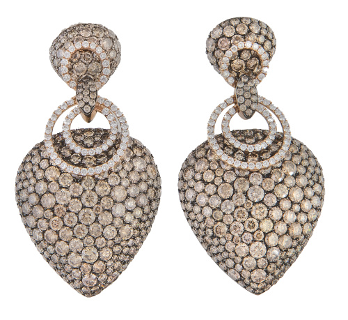 Conjunto de pendientes, brazalete y sortija de brillantes b