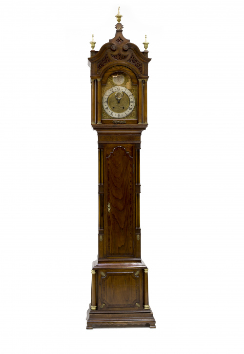 John Taylor.Reloj Grandfather con caja en roble y esfera m