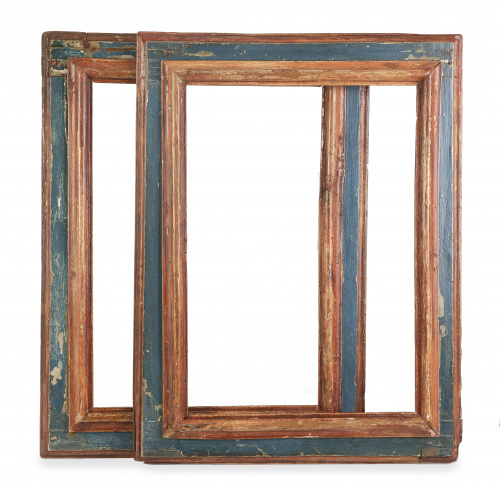 Pareja de marcos de madera tallada y policromada de azul y 