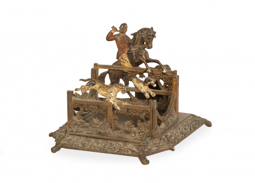 Tarjetero de metal policromado, con cazador inglés.Viena,