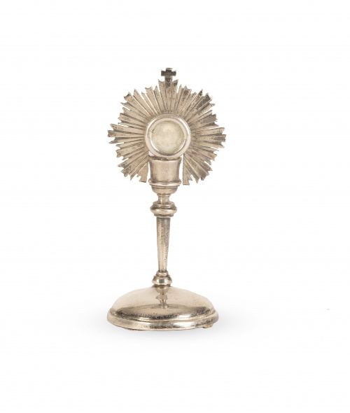 Custodia - reliario de sol de plata en miniatura, con forma