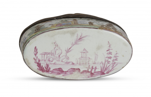 Caja oval esmaltada con "chinoiseries".Bilston, Inglaterr