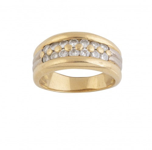 Sortija ancha con dos banda de brillantes en montura gallon