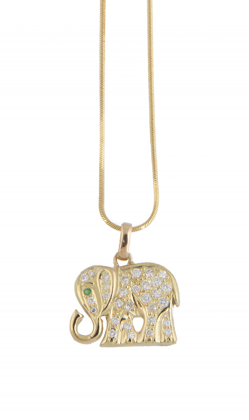 Collar con colgante elefante cuajado de brillantes con cade