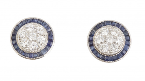 Pendientes circulares con centro de pavé de brillantes orla