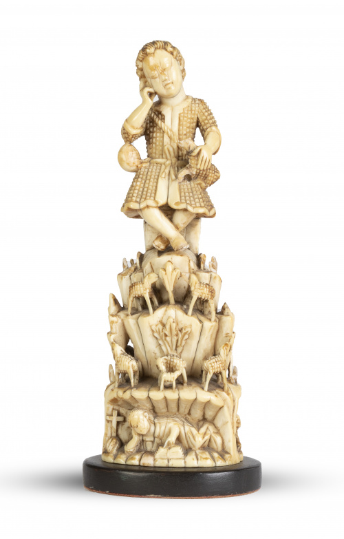 "Buen pastor".Figura de marfil tallado.Trabajo indoport