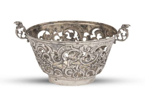 Catavinos en plata en su color y dorada. Con marcas.Franc