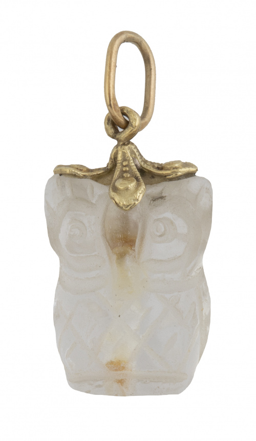 Colgante de búho tallado en cuarzo hialino