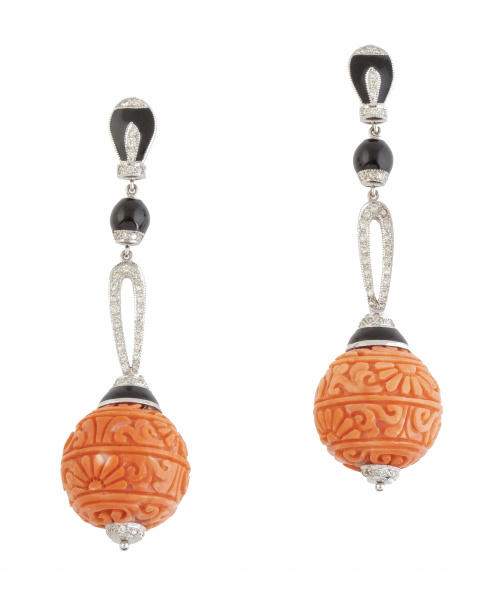 Pendientes largos con esfera de coral tallada, que penden d