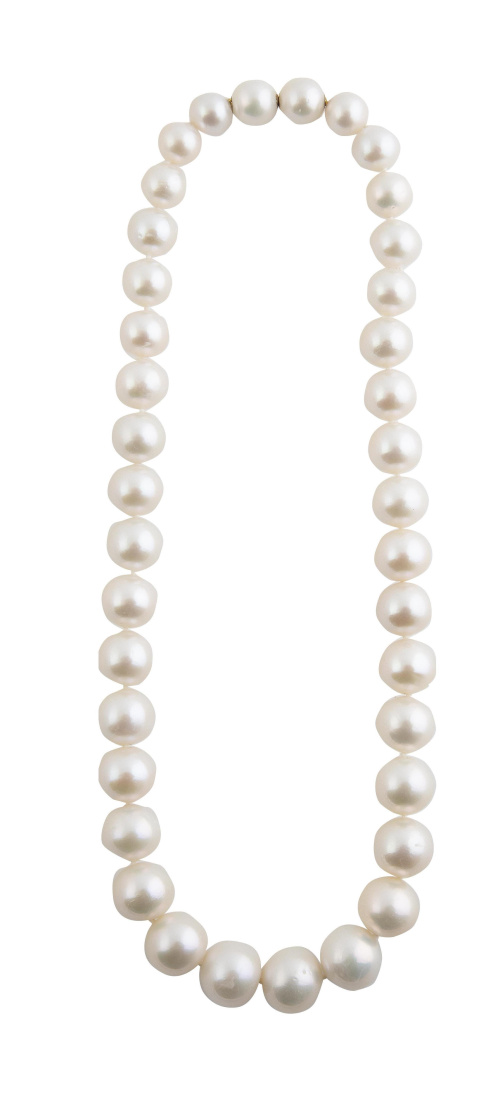 Collar de perlas de los Mares del Sur de tamaño graduado cr