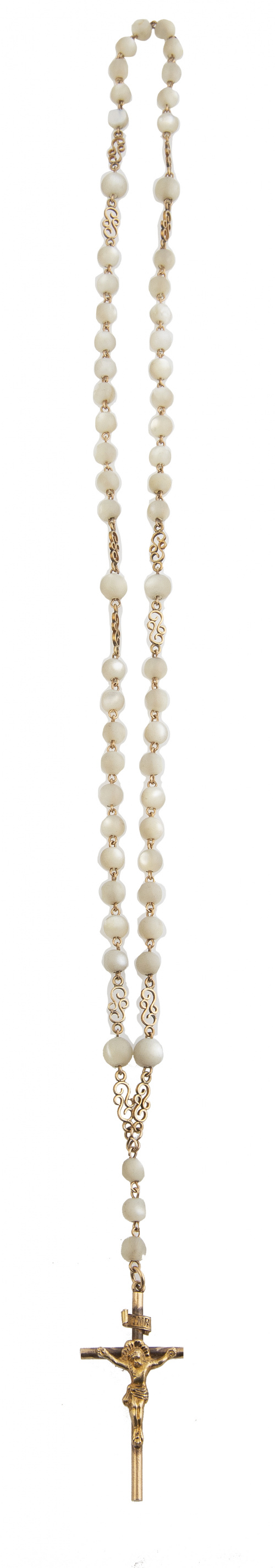 Lote de dos rosarios de pp. S. XX en oro amarillo de 18K, c