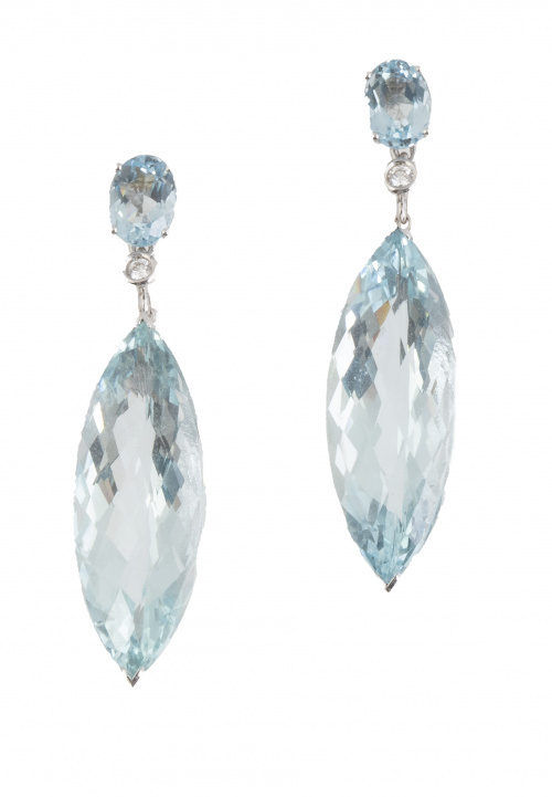 Pendientes largos con aguamarinas, la colgante de gran tama