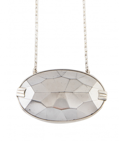 Lote de dos piezas en plata, pulsera con turquesas y colgan