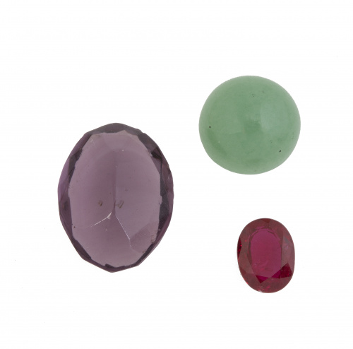 Conjunto de tres piedras