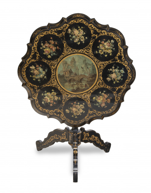 Velador "tilt-top" en madera pintada, lacada, dorada y madr