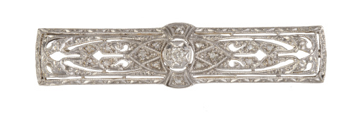 Broche placa Art-Decó rectangular, calada y cuajada de diam