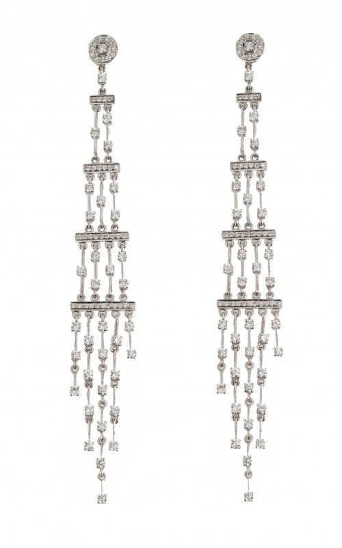 Delicados pendientes largos de brillantes en cascadas artic