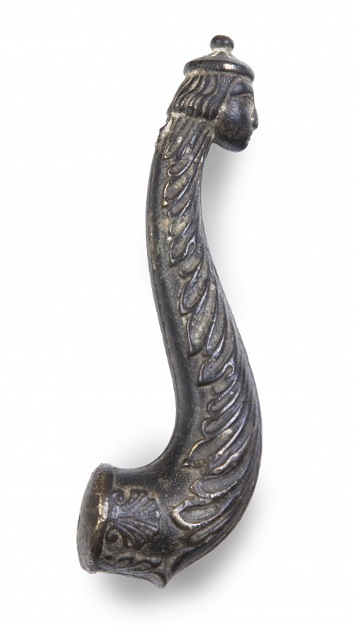 Llamador de bronce en forma de cabeza.S. XVII.