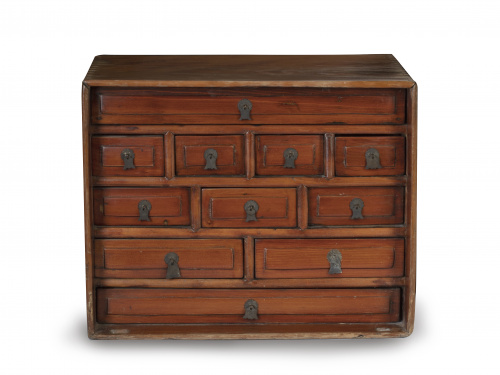 Caja de medicinas de madera.China, dinastía Quing, S. XIX.