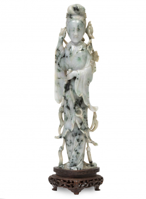 Guanyin Figura en jade imperial.China, pp. del S. XX.