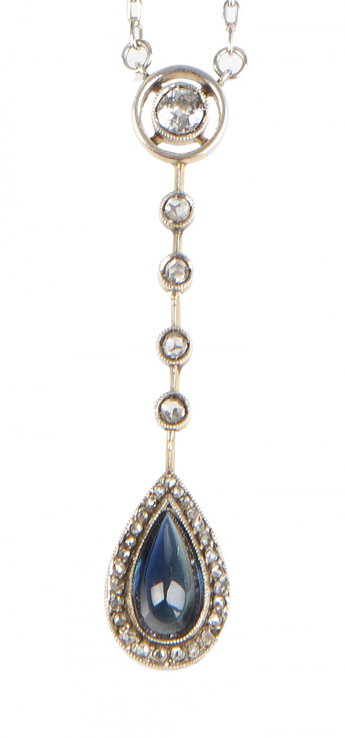 Pendentif Belle-Epoque con zafiro talla pera orlado de diam