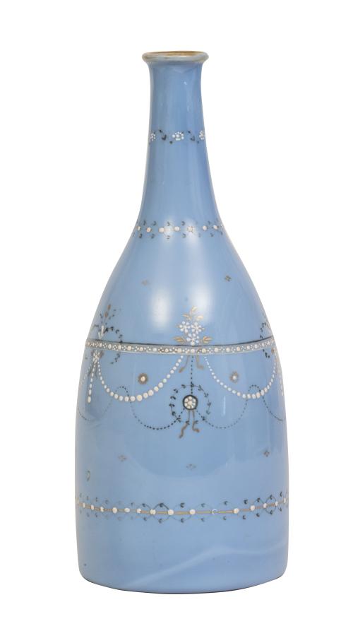 Garrafa de opalina azul cobalto soplada, decorada con esmal