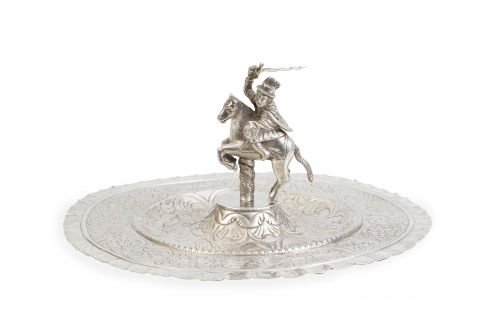 Plato limosnero “demanda” con Santiago Matamoros en bulto r