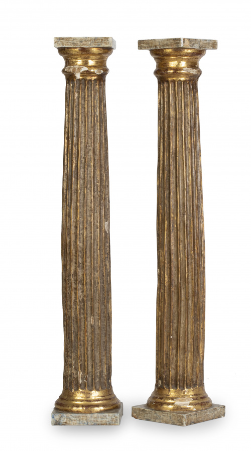 Pareja de columnas clásicas.Trabajo español, h. 1600.Ma