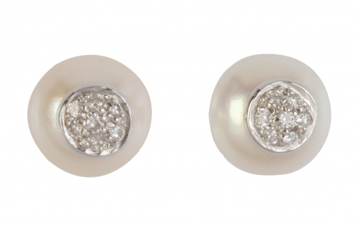 Pendientes dromilonas de perlas adornadas por centro circul