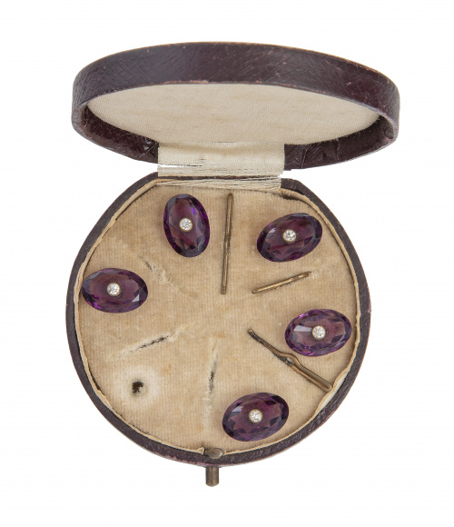 Conjunto de cinco botones Art-Decó con amatistas ovales ado