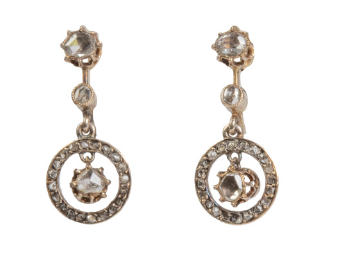 Conjunto de pendientes y sortija de diamantes c. 1890 punzo