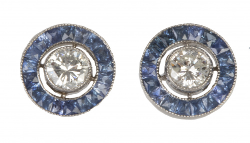 Pendientes ojo de perdiz con un brillante en chatón central