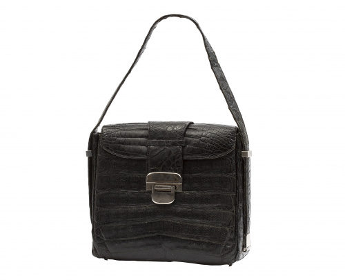 Bolso de piel de cocodrilo color negro con asa extensible