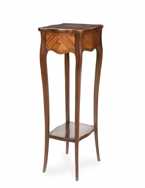 Mesa auxiliar de estilo transición Luis XV / Luis XVI de ma