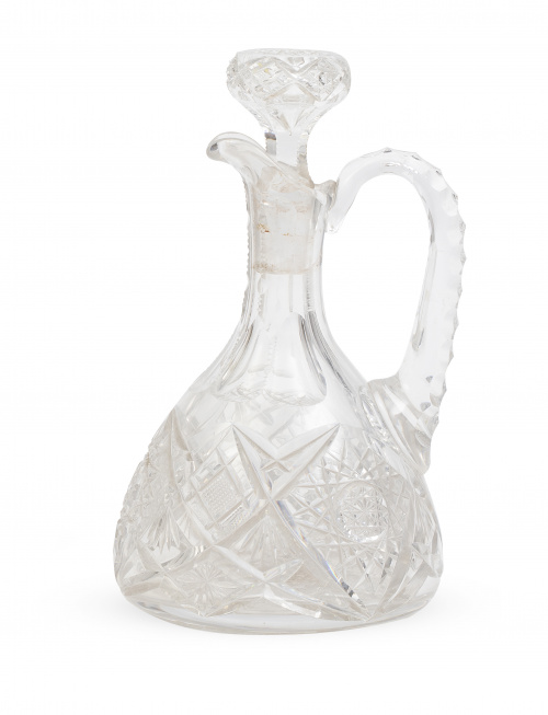 Jarra con tapón de cristal con decoración geométrica.Quiz