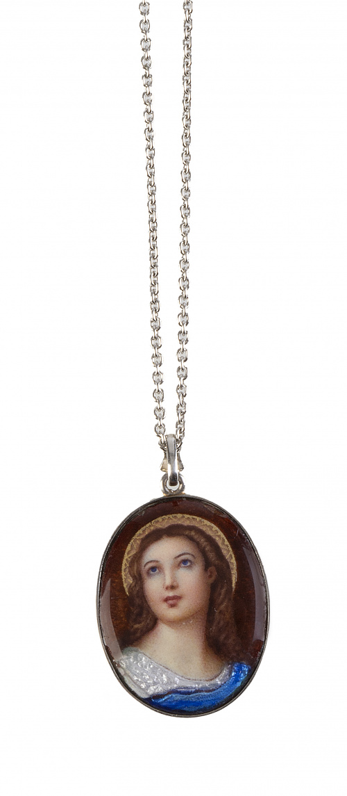 Colgante oval de pp. S. XX con Virgen de esmalte enmarcada 