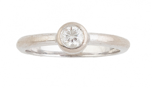 Solitario con brillante central de 0,30 ct 