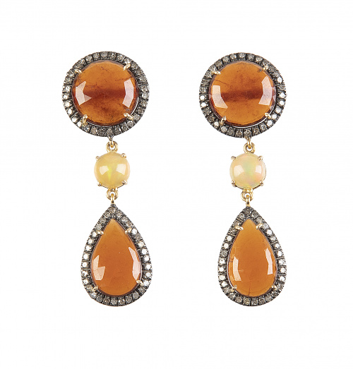 Pendientes largos de zafiros naranjas, ópalos y brillantes 