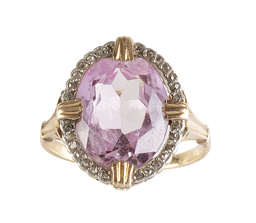 Sortija oval años 30 con rosa de Francia orlada de diamante