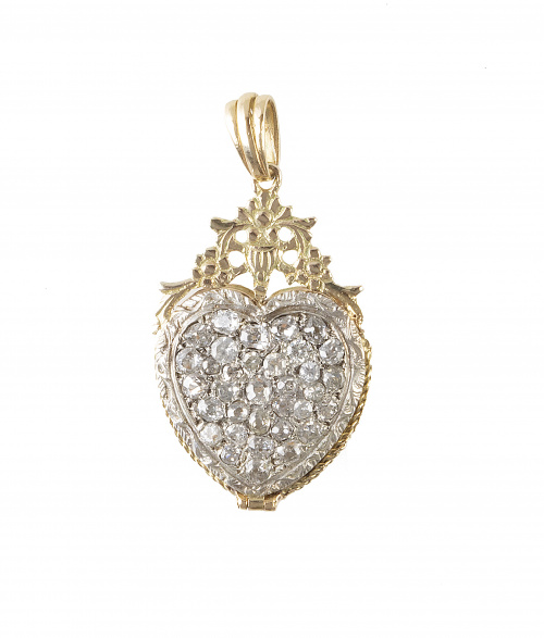 Colgante portafotos pp. S. XX con diseño de corazón, cuajad