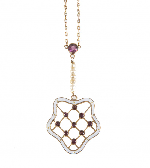 Pendentif de pp. S. XX con perfil ondulado de esmalte guill