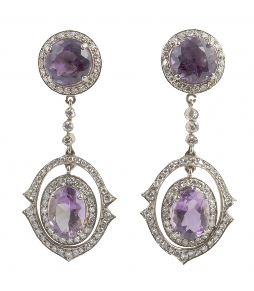 Pendientes largos estilo Belle-Epoque de amatistas y brilla