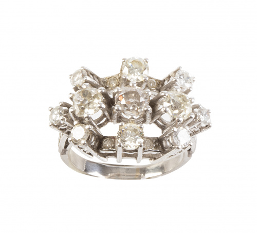 Sortija años 60 con tres líneas de brillantes engastados a 