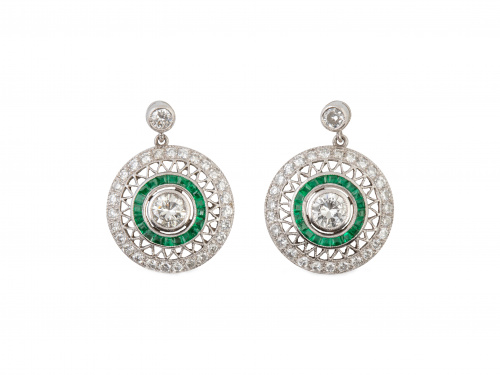 Pendientes estilo Art-Decó con brillantes centrales orlados