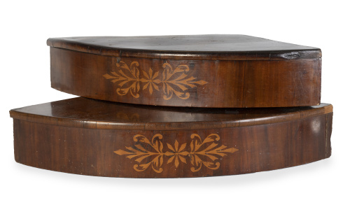 Pareja de ménsulas reina gobernadora de madera de caoba y m