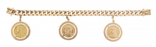 Pulsera de eslabón barbado macizo con tres monedas de una l