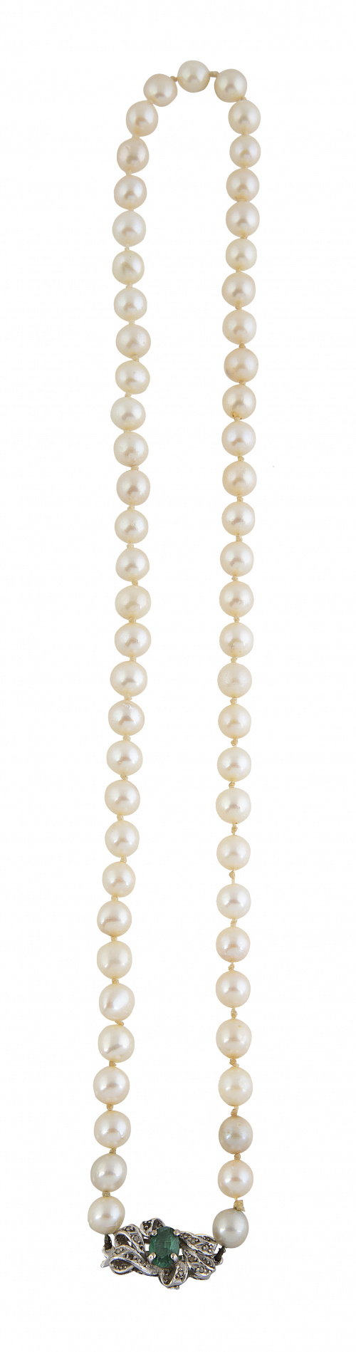 Collar de un hilo de perlas cultivadas con cierre en oro bl