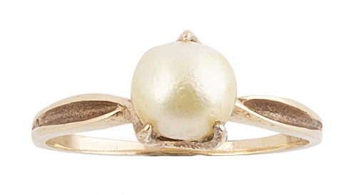 Sortija con perla cultivada en cuatro garras
