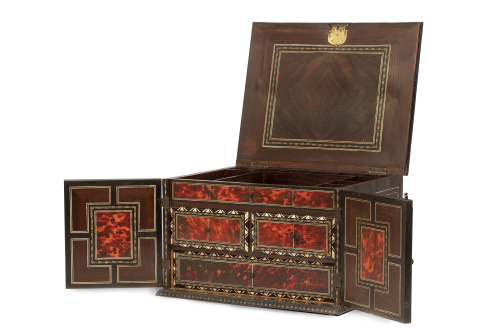 Escritorio de madera de ébano, hueso, carey y marquetería d